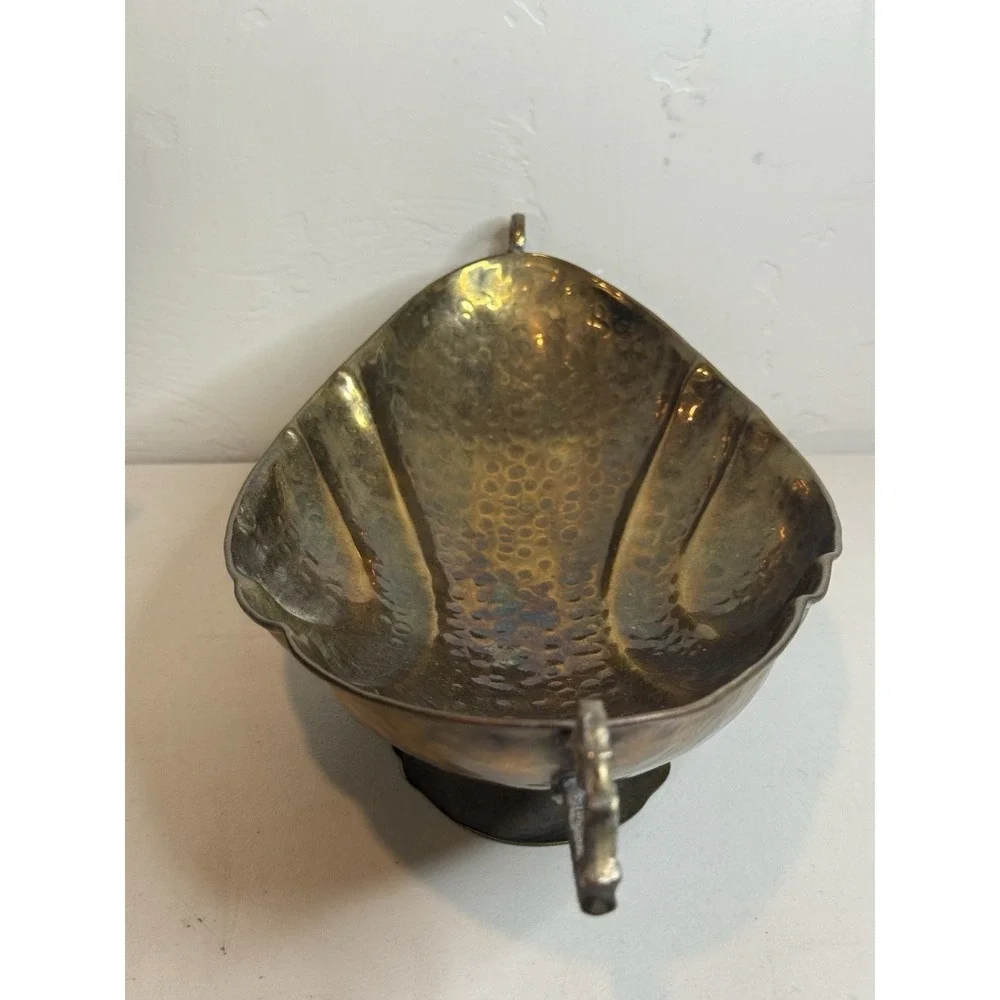 Vintage Hammered Brass Console Fruit Bowl with Side Handles & Scalloped Sides